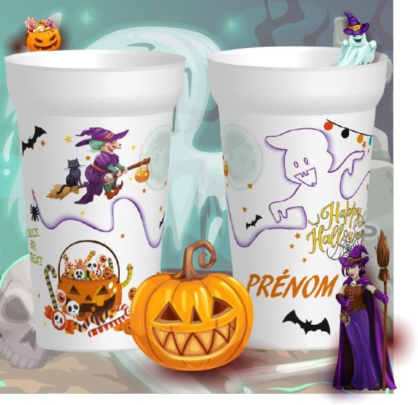 Gobelet Halloween personnalisé avec prénom et motifs amusants pour une fête d'enfants effrayante et joyeuse.